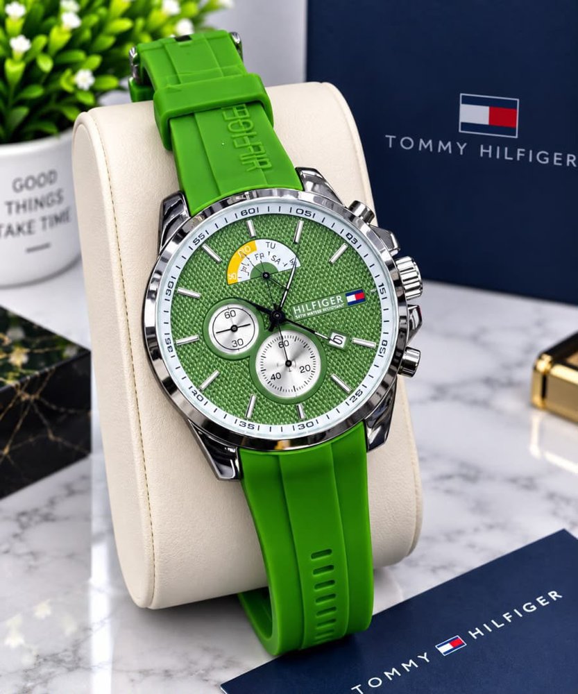 Montre chronographe bracelet silicone